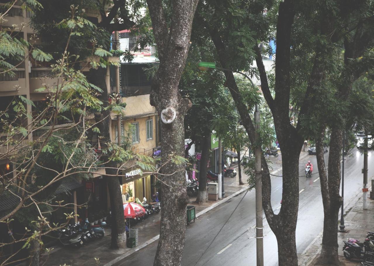 The First Ba Trieu Ha Noi Bed & Breakfast Hanoi Exterior foto