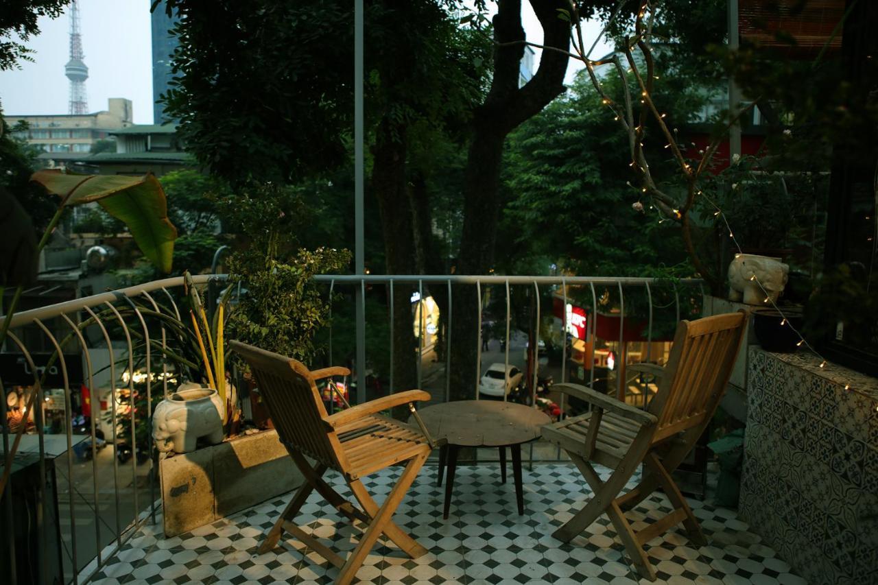 The First Ba Trieu Ha Noi Bed & Breakfast Hanoi Exterior foto